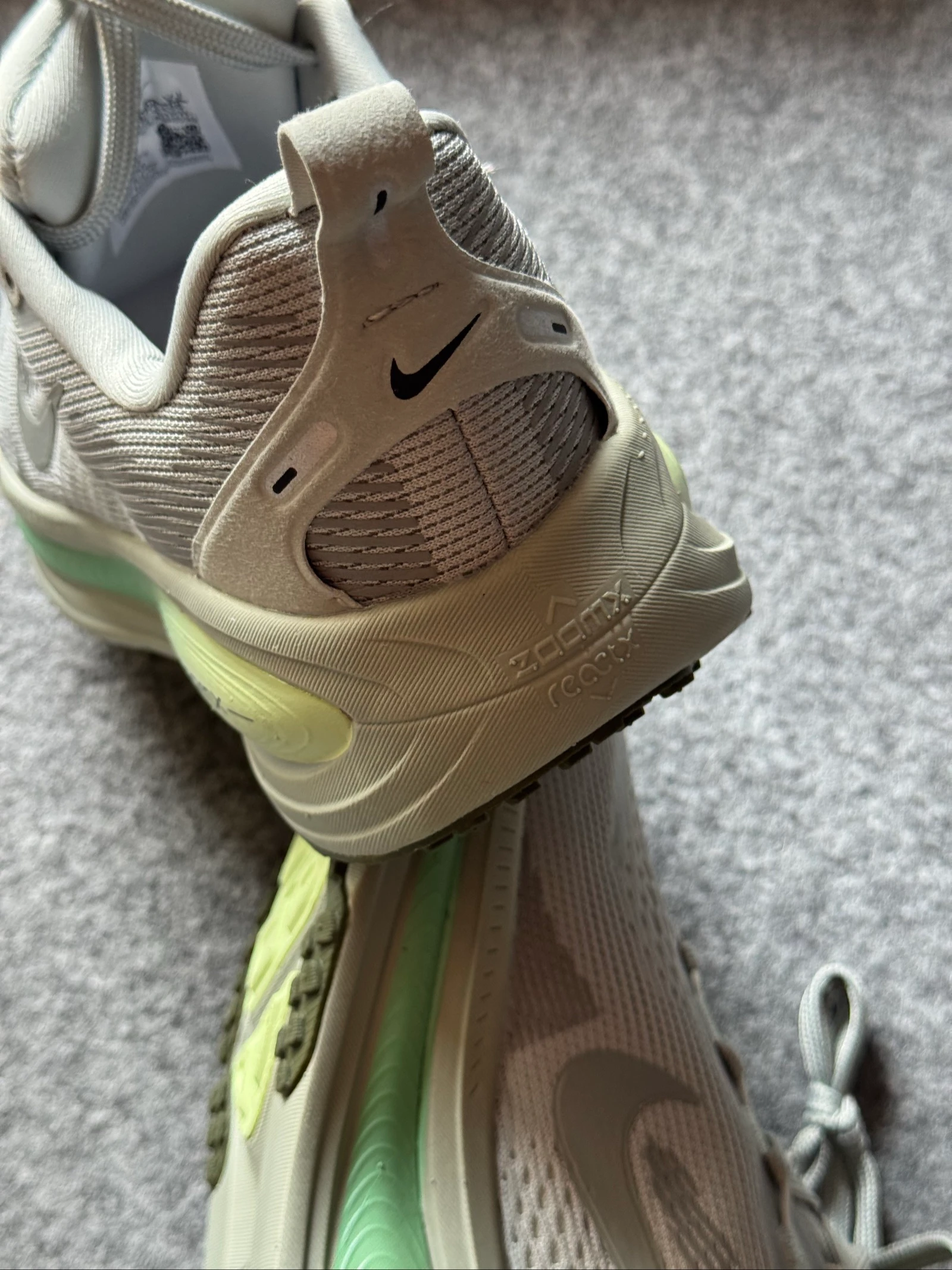 Nike Vomero 18 - 37,5 – photo 6